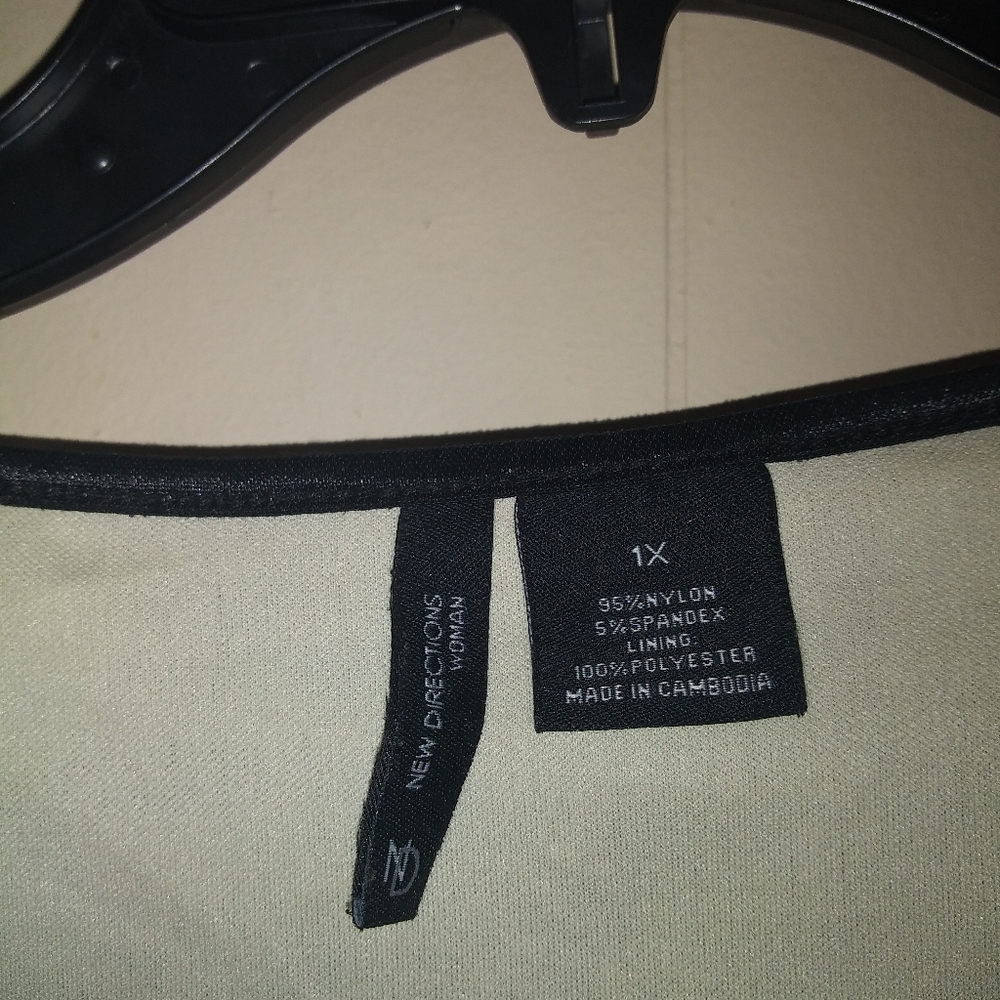 Blouse - Picture 3 of 3